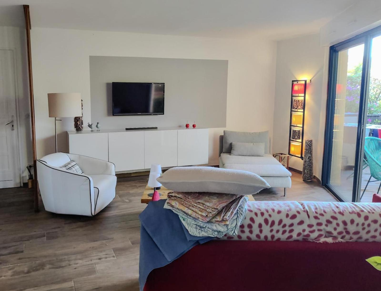 Les Rocades Apartment *